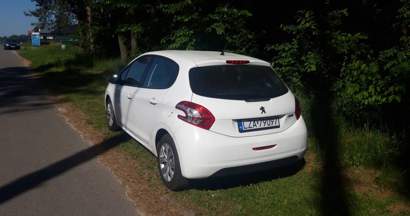 Peugeot 208 cena 23000 przebieg: 150000, rok produkcji 2014 z Zamość małe 37